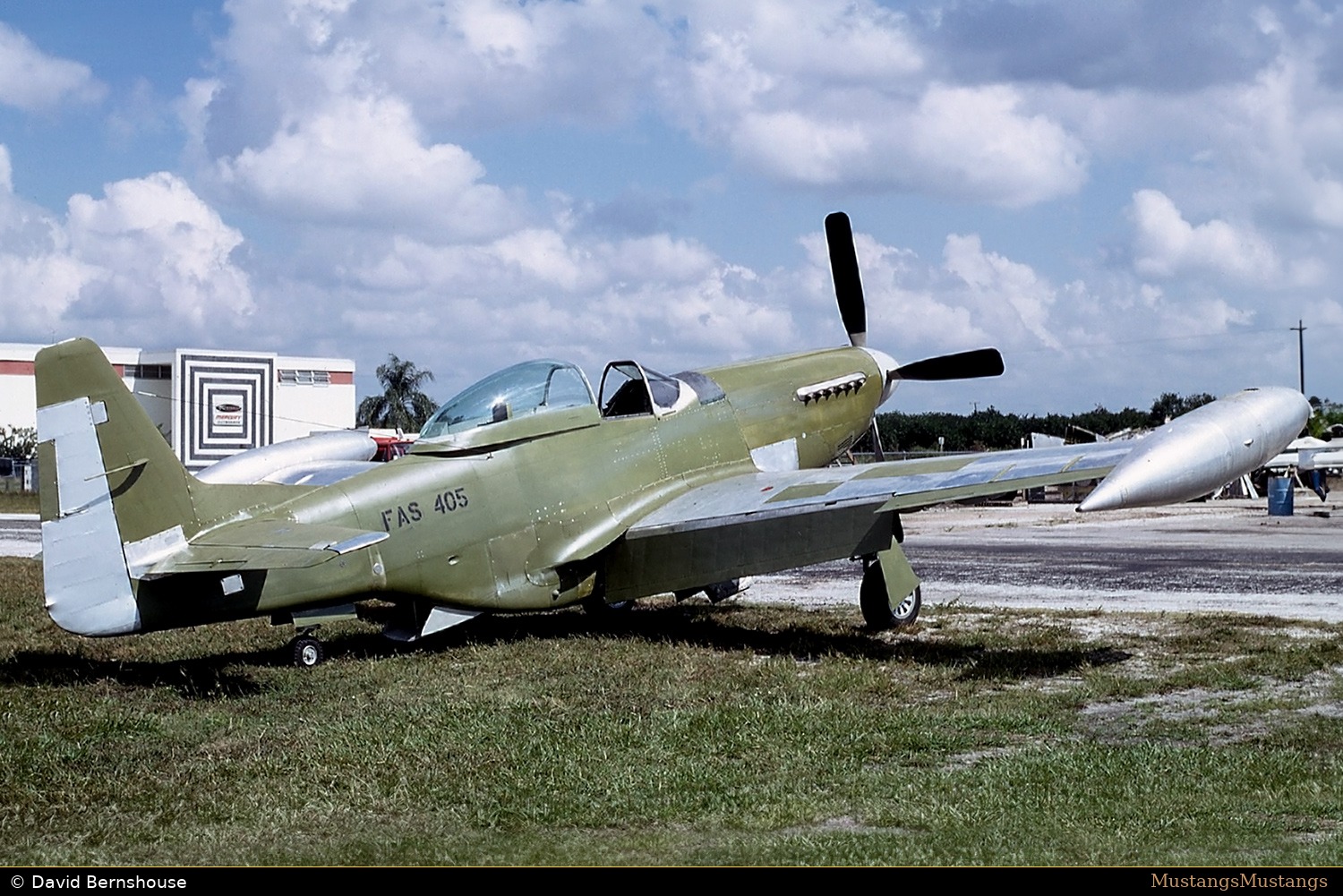 44-10753_10410_db5.jpg
